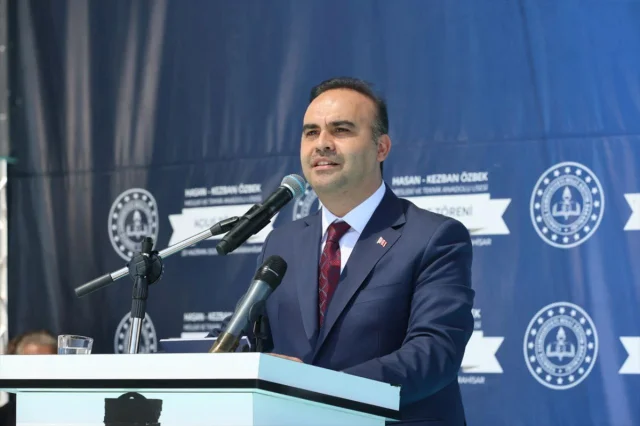 Bakan Kacır Giresun'da Eğitim Yatırımlarını Anlattı