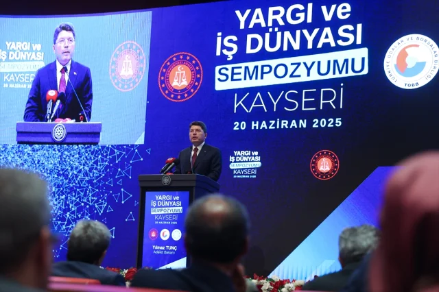 Kayseri'de Adalet ve İş Dünyasının Geleceği Tartışıldı