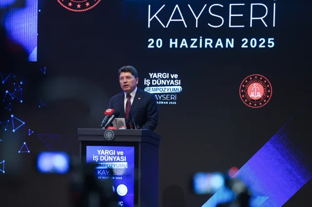 Kayseri'de Adalet ve İş Dünyasının Geleceği Tartışıldı