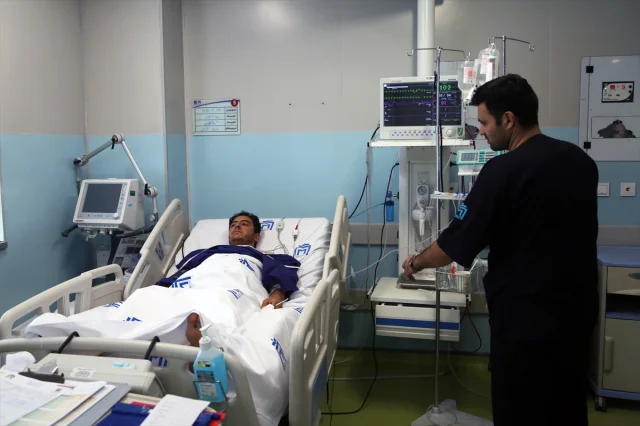 Tahran’da İsrail Saldırıları Sonrası Hastanelerde Yoğun Mücadele