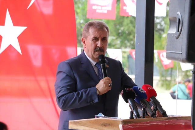 Mustafa Destici'den Dünya Mazlumları İçin Vurgulu Mesajlar
