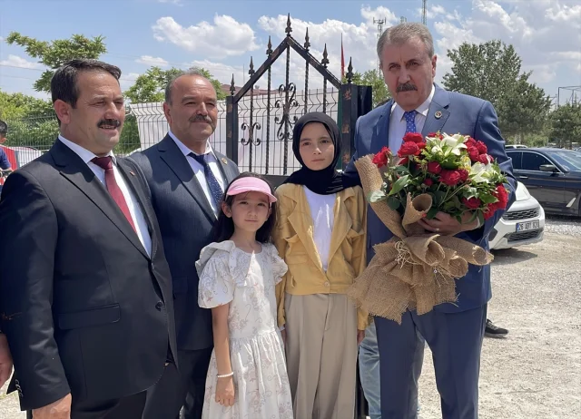 Mustafa Destici'den Dünya Mazlumları İçin Vurgulu Mesajlar