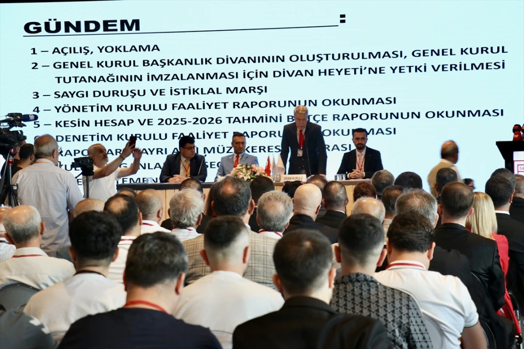 Yüksel Yıldırım Samsunspor Başkanlığında Güven Tazeledi