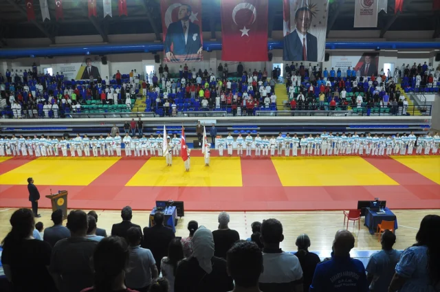 Spor Toto Yıldızlar Judo Şampiyonası Kütahya'da Renkli Başla...