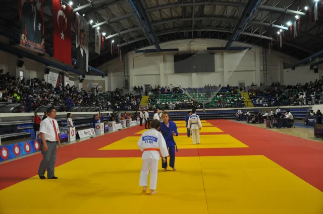 Spor Toto Yıldızlar Judo Şampiyonası Kütahya'da Renkli Başladı