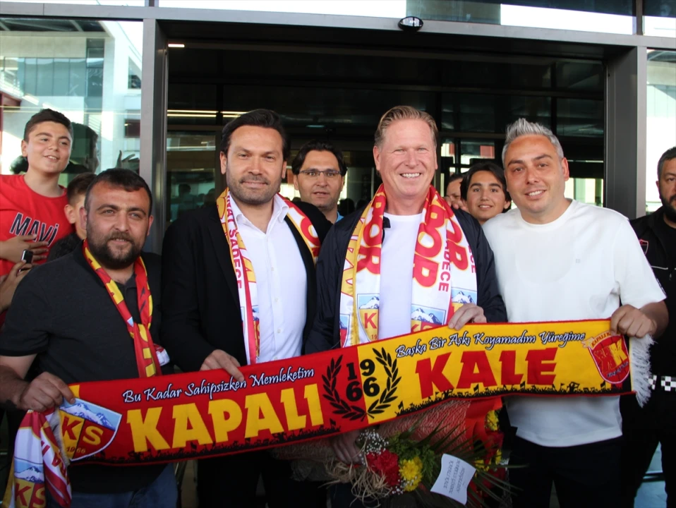 Kayserispor'un Başına Geçen Markus Gisdol Yeni Dönem İçin Hazır