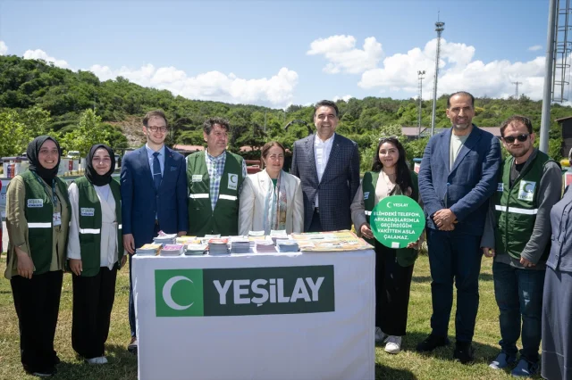 Sarıyer'de Dijital Bağlar Güçlendi: Aile Şenliği Yoğun İlgi Gördü