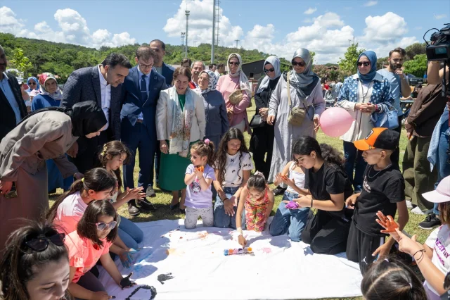 Sarıyer'de Dijital Bağlar Güçlendi: Aile Şenliği Yoğun İlgi Gördü