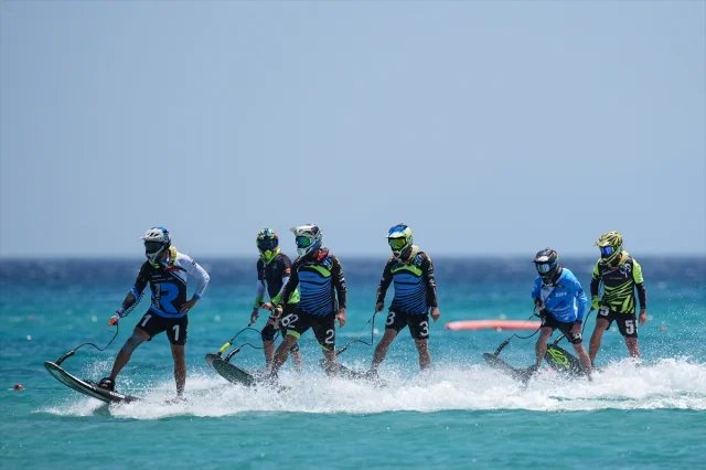 Dünya Motosurf Şampiyonası Çeşme'de Coşkulu Finalle Son Buld...