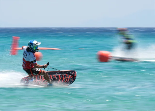 Dünya Motosurf Şampiyonası Çeşme'de Coşkulu Finalle Son Buldu