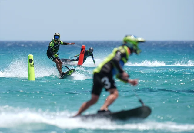 Dünya Motosurf Şampiyonası Çeşme'de Coşkulu Finalle Son Buldu