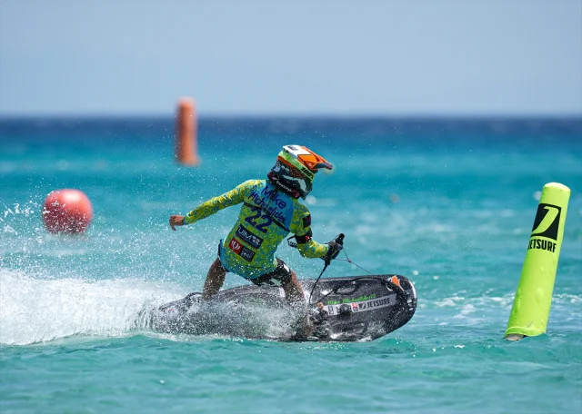 Dünya Motosurf Şampiyonası Çeşme'de Coşkulu Finalle Son Buldu