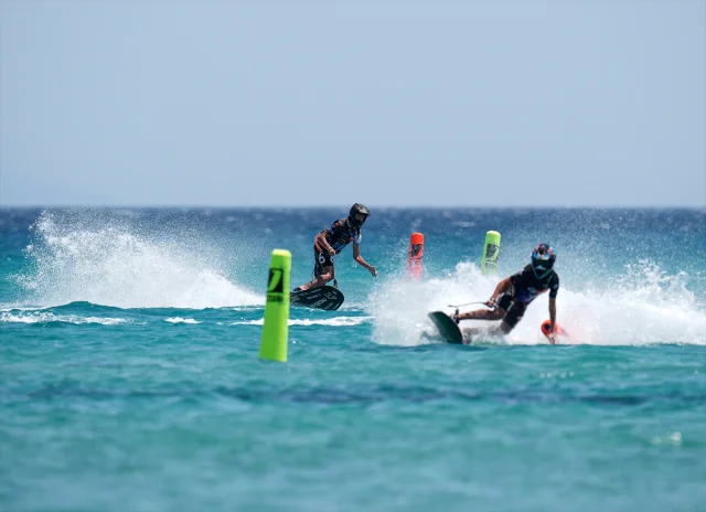 Dünya Motosurf Şampiyonası Çeşme'de Coşkulu Finalle Son Buldu