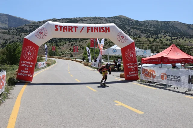 Erzincan Dünya Kaykay İniş Şampiyonası ile Ekstrem Spora Ev Sahipliği Yaptı