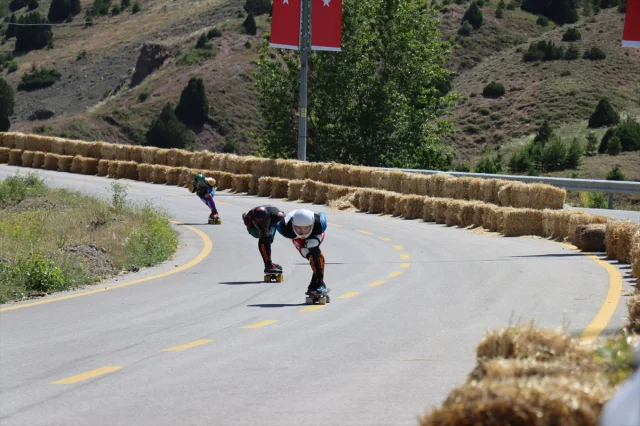 Erzincan Dünya Kaykay İniş Şampiyonası ile Ekstrem Spora Ev Sahipliği Yaptı