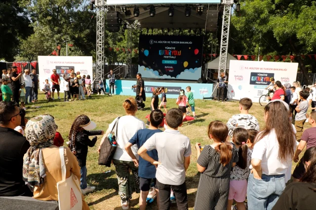 Samsun Kültür Yolu Festivali'nde Çocuklar Renkli Etkinliklerde Buluştu