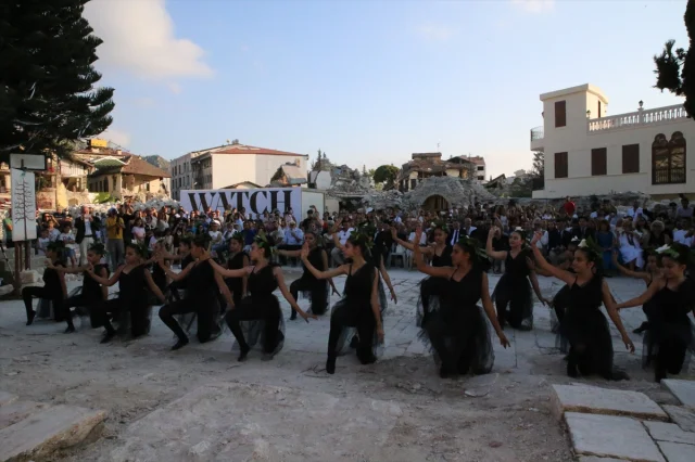 Hatay'da Tarihi Kilisenin Avlusunda Unutulmaz Anma Etkinliği
