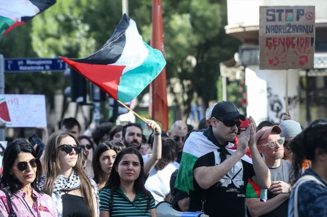 Belgrad'da İsrail'e Silah Yardımı Protestosu Büyüyor