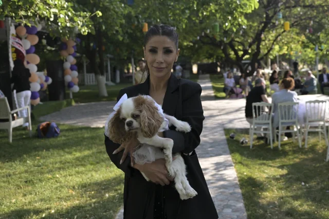 Ankara'da Engelli Hayvanlar Moda Defilesinde Hayran Bıraktı
