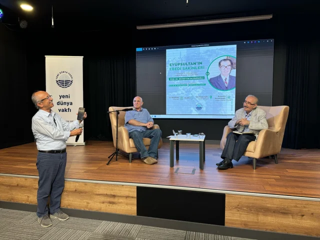 Prof. Dr. Necmettin Hacıeminoğlu'nun Unutulmaz Etkisi Eyüpsultan’da Anıldı