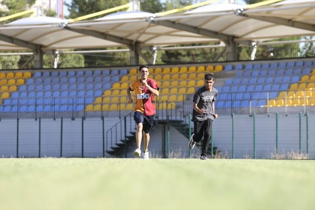 Görme Engelli Atletlerin Başarı Hedefi: Türkiye Şampiyonası'...
