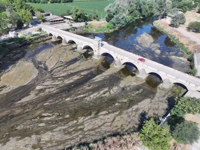 Tunca Nehri'nin Kuraklık Nedeniyle Su Seviyesindeki Düşüş En...