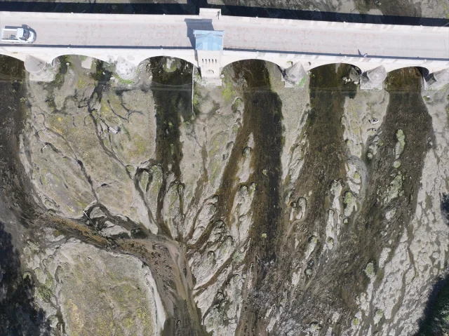 Tunca Nehri'nin Kuraklık Nedeniyle Su Seviyesindeki Düşüş Endişelendiriyor