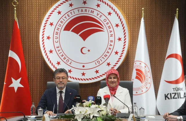 Kızılay ve Tarım Bakanlığı El Ele: Kan Bağışçıları İçin Fida...