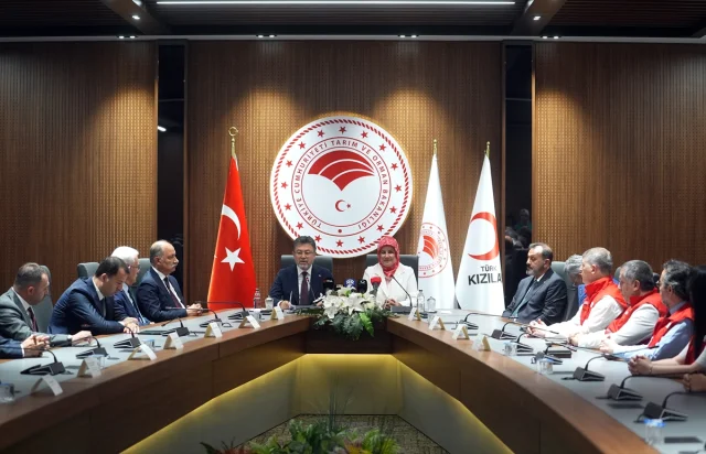 Kızılay ve Tarım Bakanlığı El Ele: Kan Bağışçıları İçin Fidan Dönemi