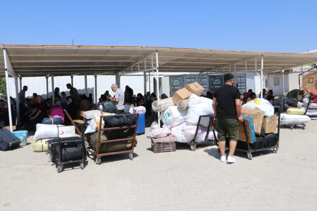 Suriyelilerin Dönüş Yolculuğu Bayramdan Önce Hareketlendi