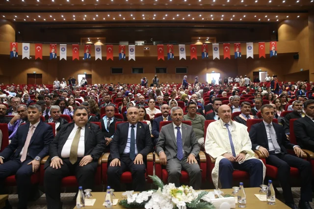 Kahramanmaraş Sütçü İmam Üniversitesi'nde Coşkulu Mezuniyet Töreni