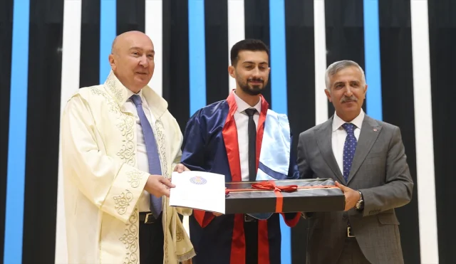 Kahramanmaraş Sütçü İmam Üniversitesi'nde Coşkulu Mezuniyet Töreni