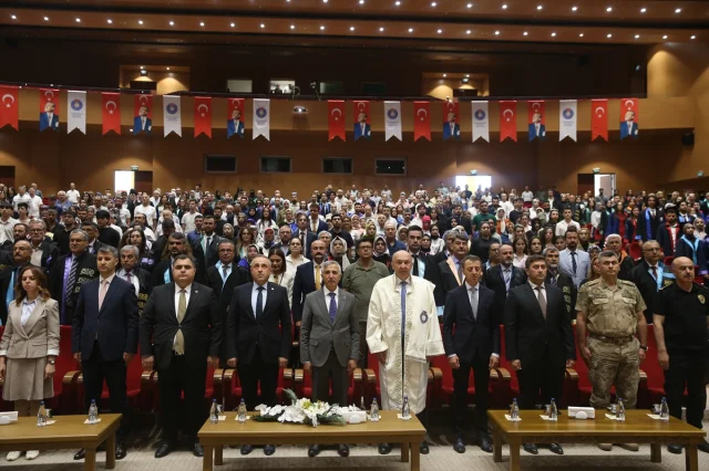 Kahramanmaraş Sütçü İmam Üniversitesi'nde Coşkulu Mezuniyet Töreni