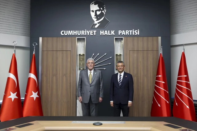 CHP ve İYİ Parti Liderlerinden Kritik Görüşme