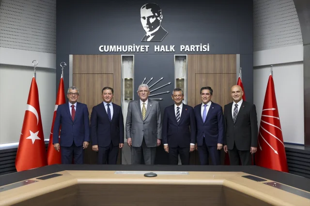 CHP ve İYİ Parti Liderlerinden Kritik Görüşme