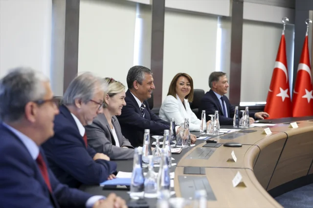CHP ve İYİ Parti Liderlerinden Kritik Görüşme