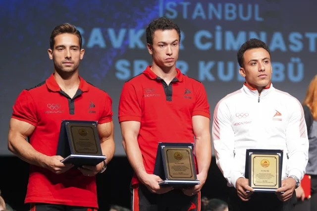 Milli Cimnastikçilerin Başarı Törenine Yoğun İlgi