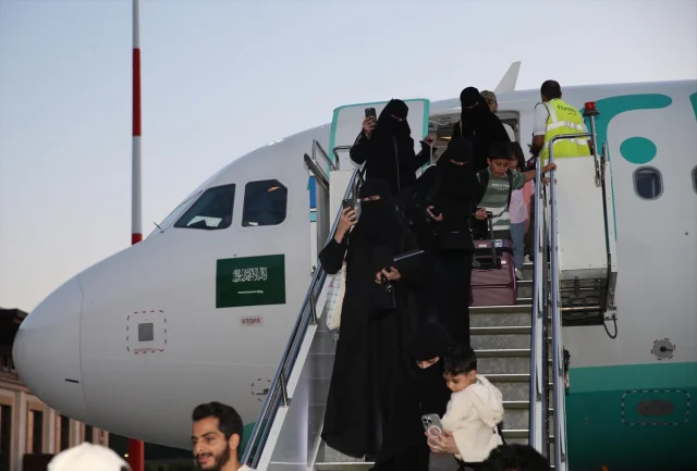 Riyad'dan Rize'ye İlk Tarihi Direkt Uçuş Başarıyla Gerçekleşti