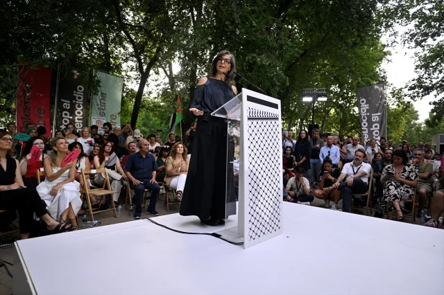 Francesca Albanese İspanya'da Soykırım Karşıtı Protestoya Katıldı