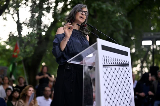 Francesca Albanese İspanya'da Soykırım Karşıtı Protestoya Katıldı