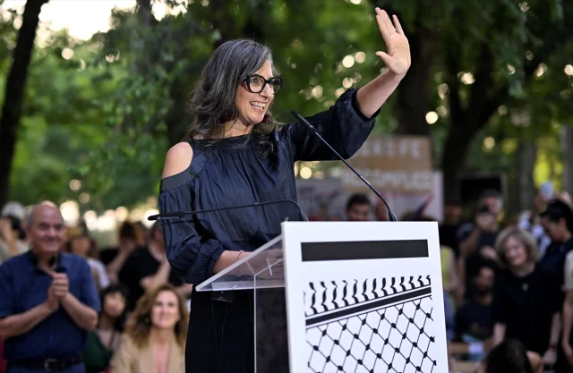 Francesca Albanese İspanya'da Soykırım Karşıtı Protestoya Katıldı