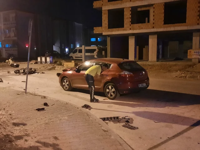 Kocaeli'deki Trafik Kazasında Babası Vefat Eden Çocuk İçin Dualar