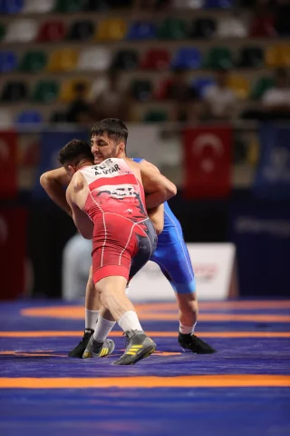 Uluslararası Güreş Turnuvası Kocaeli'de Başladı