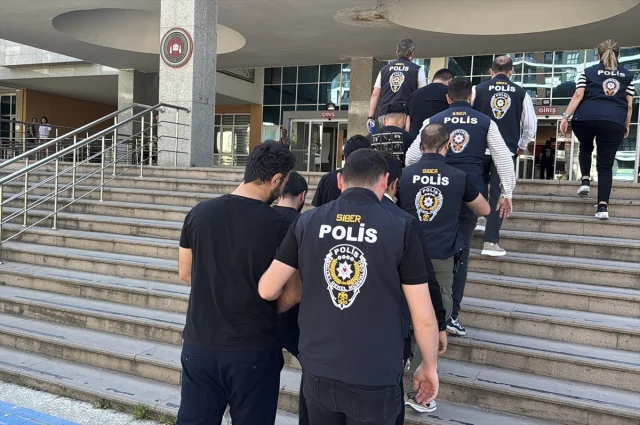 Edirne Operasyonunda İş Bulma Vaadiyle Dolandırıcılık Yaparak 20 Milyon Liralık Gelir Elde Ettiler