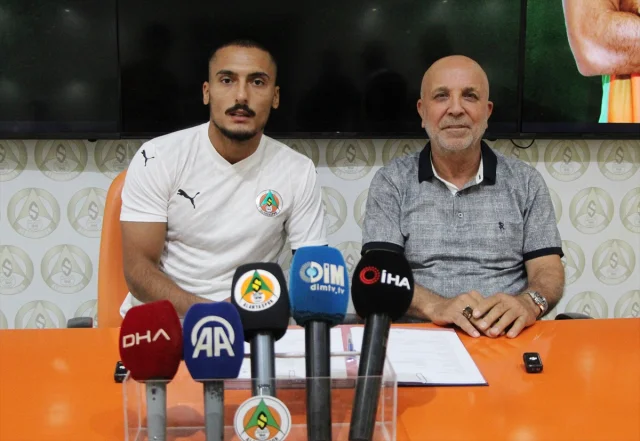 Alanyaspor'un Yeni Yıldızı: İbrahim Kaya ile Dört Yıllık Anl...