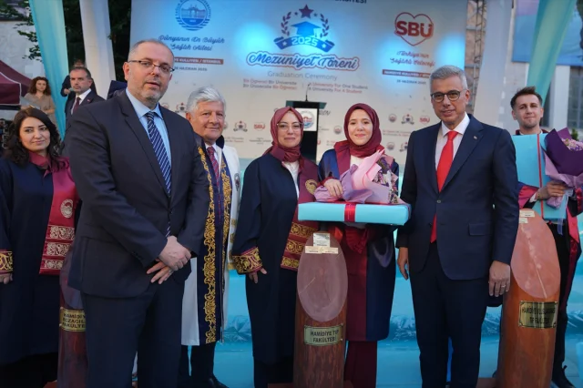Sağlık Bilimlerinde Umut ve Gurur Dolu Anlar