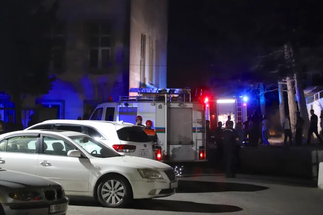 Bakü'de Film Stüdyosunda Patlama ve Yangın Panik Yarattı