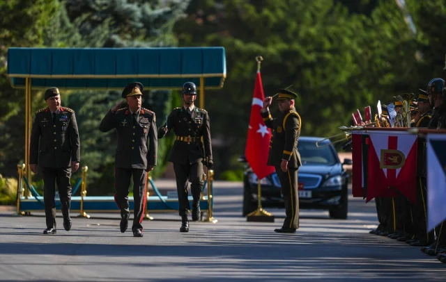 Türkiye ve Azerbaycan Arasında Stratejik Görüşme