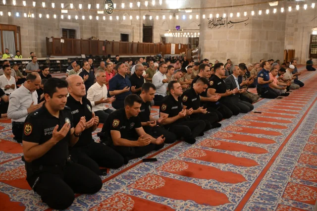 Edirne Vali Yardımcısı için Üç Şerefeli Camii'nde Duygusal Mevlit Programı