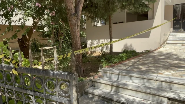 Maltepe'de Çöken Balkon Korkuttu: Bina Tahliye Edilecek mi?